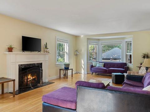 Main Photo