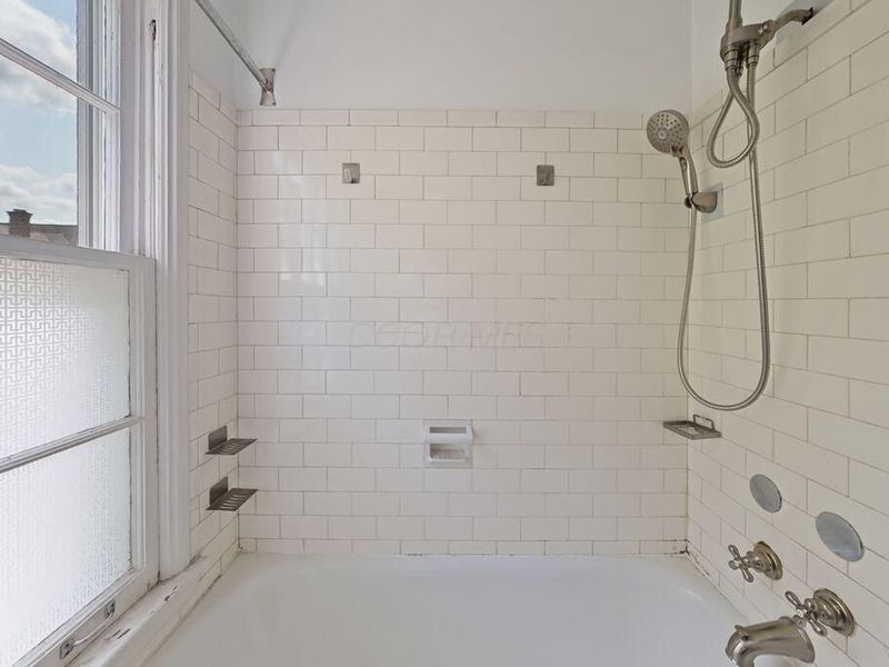 964 Madison Avenue , Unit E, Columbus, OH 43205 Photo 24