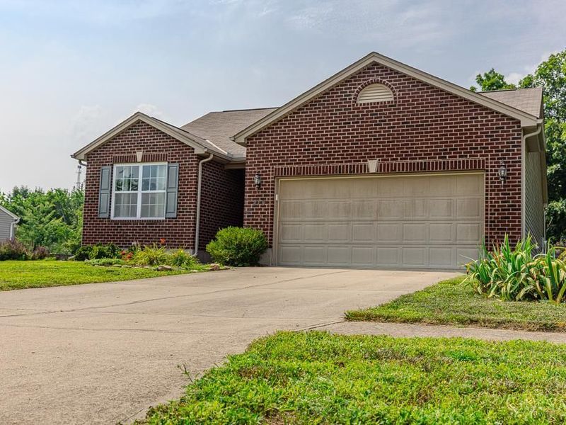 215 Timber Hill Drive, Hamilton, OH 45013 Photo 18