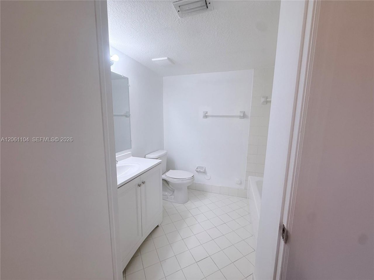 995 NE 34th Ave, Unit 101, Homestead, FL 33033 Photo