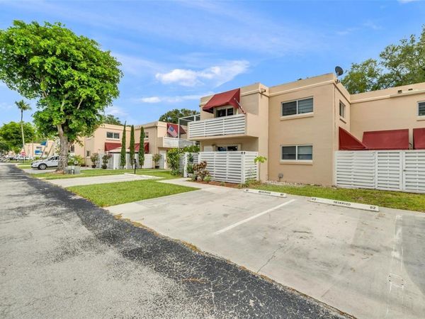 14382 SW 97th Ter , Miami, FL 33186
