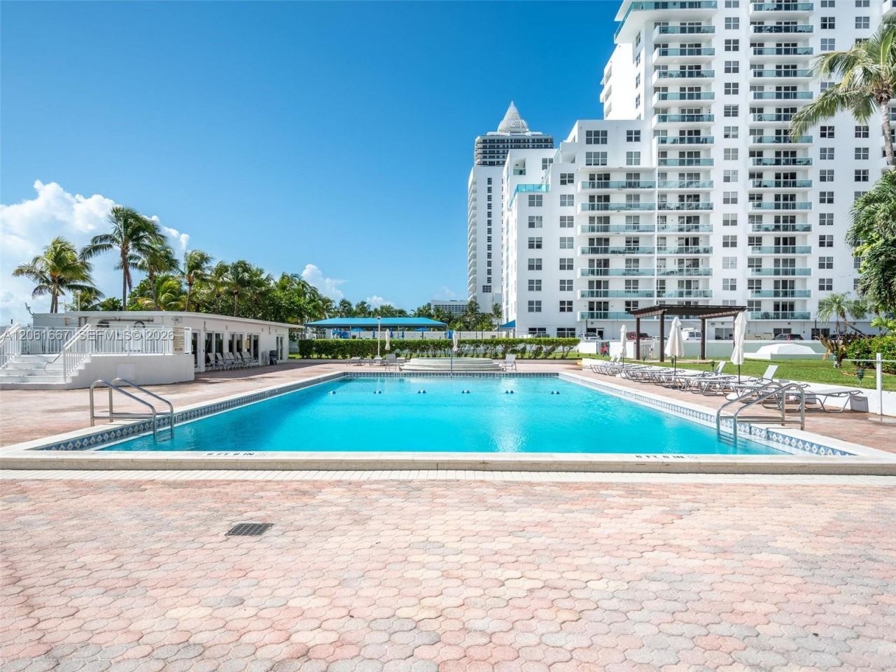 5005 Collins Ave, Unit 1506, Miami Beach, FL 33140 Photo