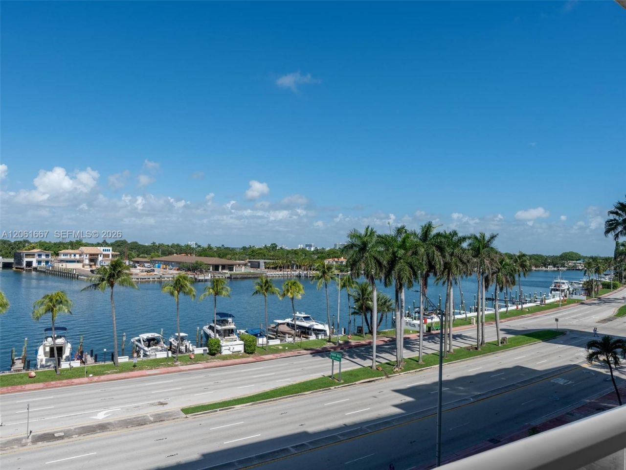 5005 Collins Ave, Unit 1506, Miami Beach, FL 33140 Photo