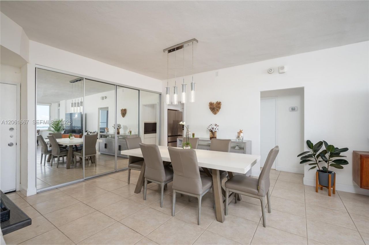 5005 Collins Ave, Unit 1506, Miami Beach, FL 33140 Photo