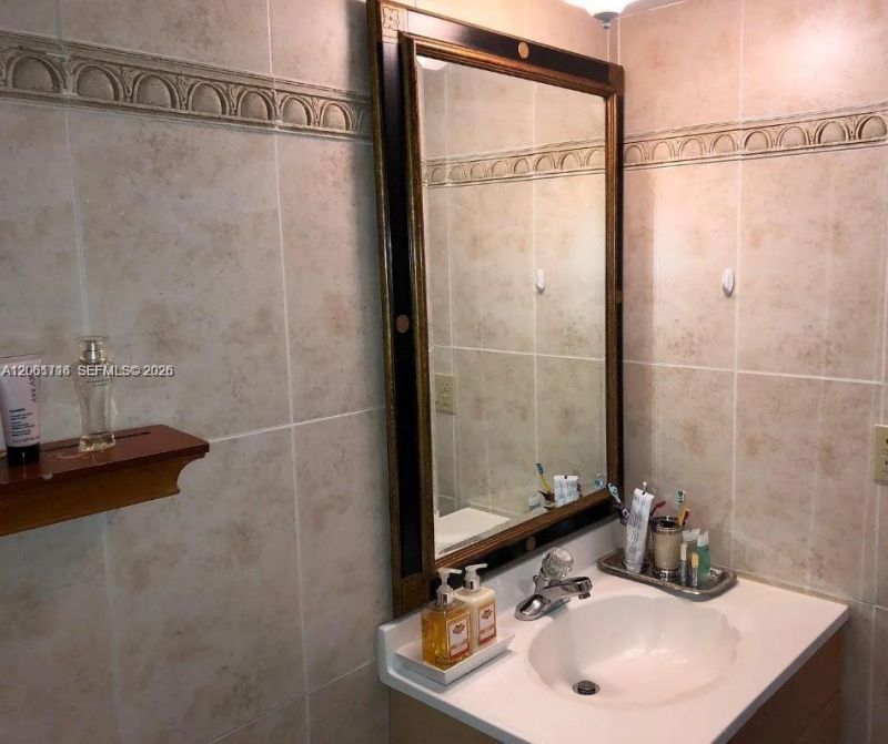 7705 SW 86th St , Unit B-211, Miami, FL 33143 Photo