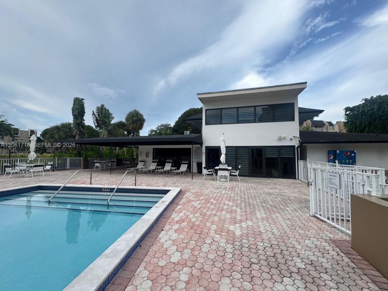 7705 SW 86th St , Unit B-211, Miami, FL 33143 Photo