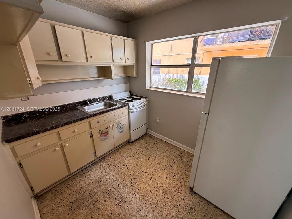 3045 NW 21st Ct, Unit 2, Miami, FL 33142 Photo