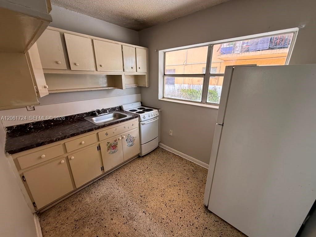 3045 NW 21st Ct, Unit 2, Miami, FL 33142 Photo