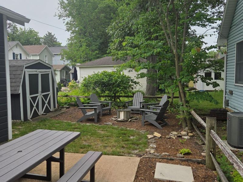 621 E 5TH Street, Lakeside, OH 43440 Photo 22