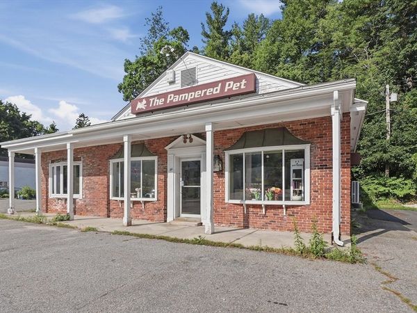 711 Pleasant Street, Paxton, MA 01612
