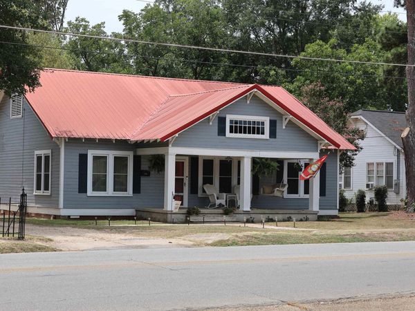 303 W Pine Street, Warren, AR 71675