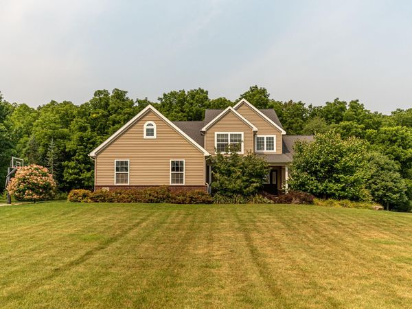 6045 Sterling Trail, Dexter, MI 48130