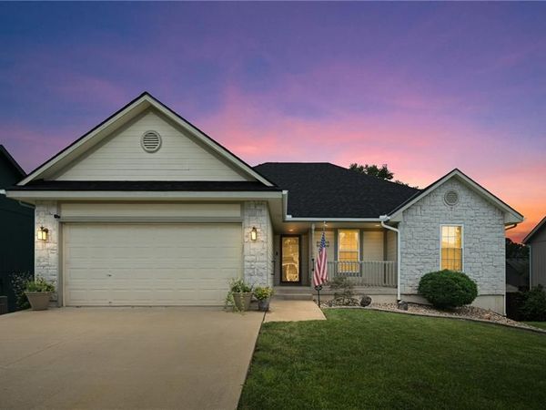 1603 Cove Drive, Raymore, MO 64083