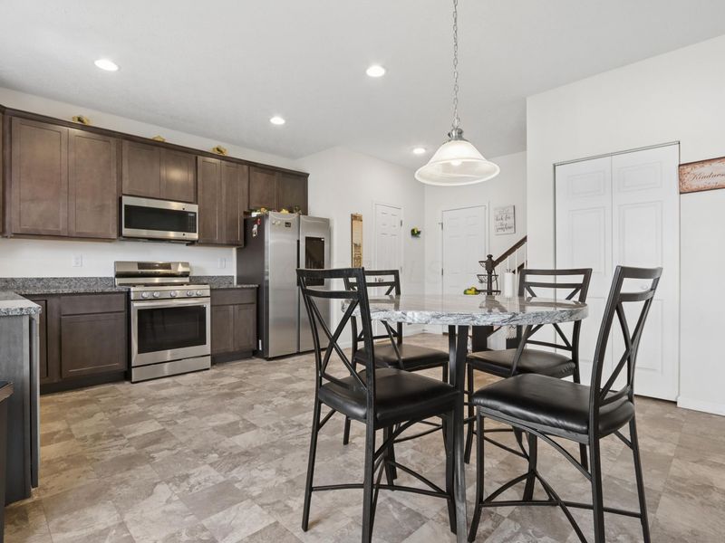 5605 Red Alder Street, Groveport, OH 43125 Photo 14