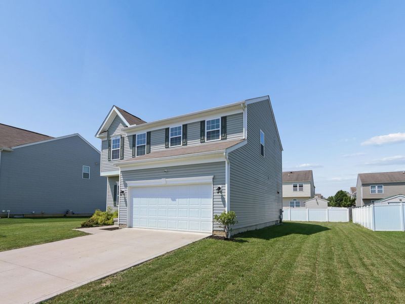 5605 Red Alder Street, Groveport, OH 43125 Photo 2