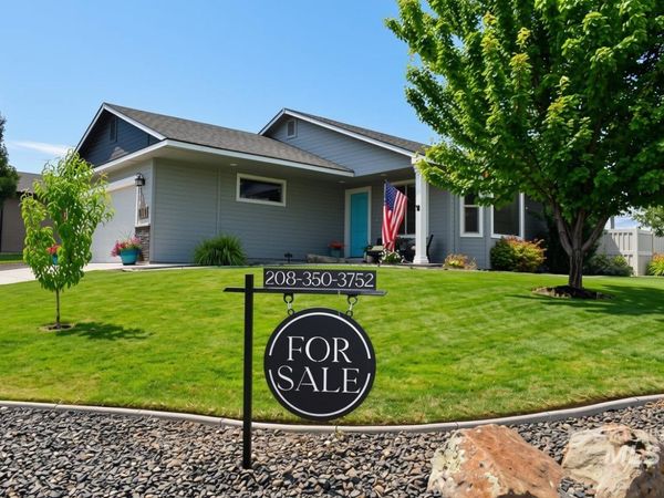 2110 E Ridgeview Avenue, Payette, ID 83661