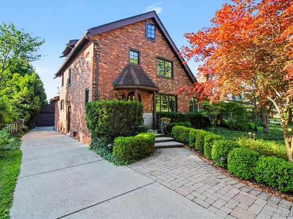 32410 Sheridan Drive , Beverly Hills Vlg, MI 48025