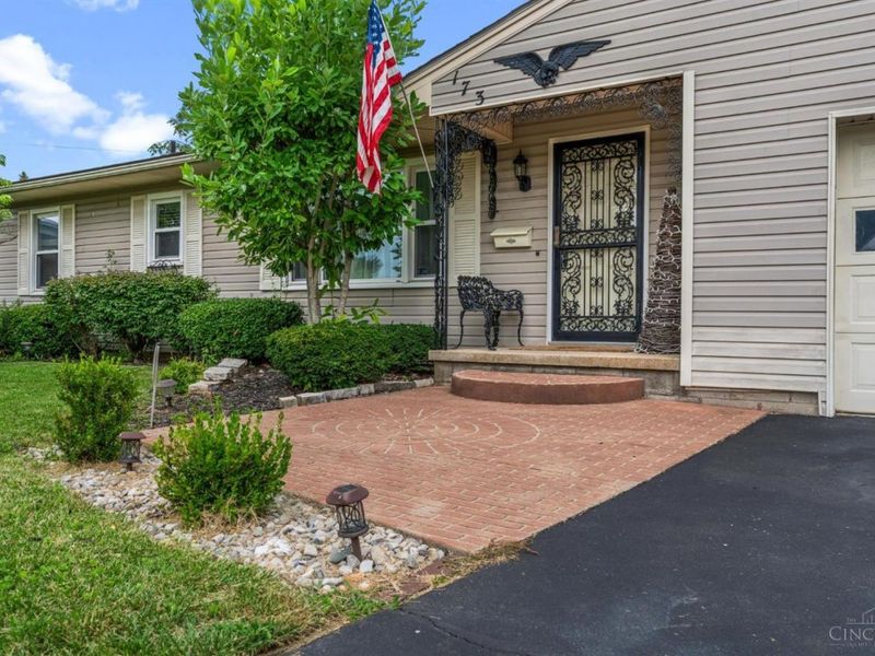 173 Virginia Circle, Wilmington, OH 45177 Photo 2