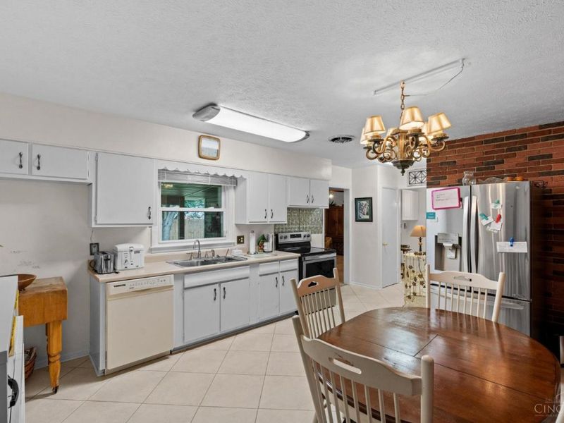 173 Virginia Circle, Wilmington, OH 45177 Photo 6