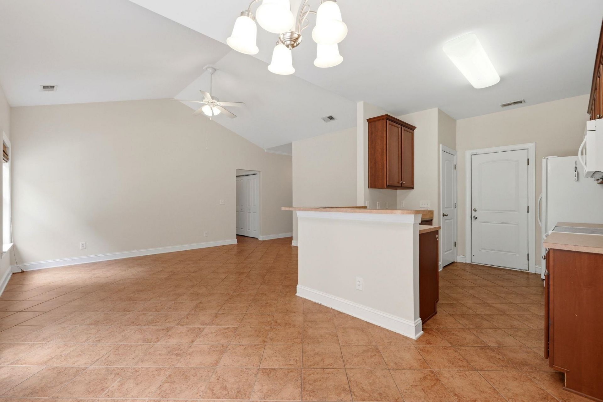 542 Battey Dr.  Photo 13