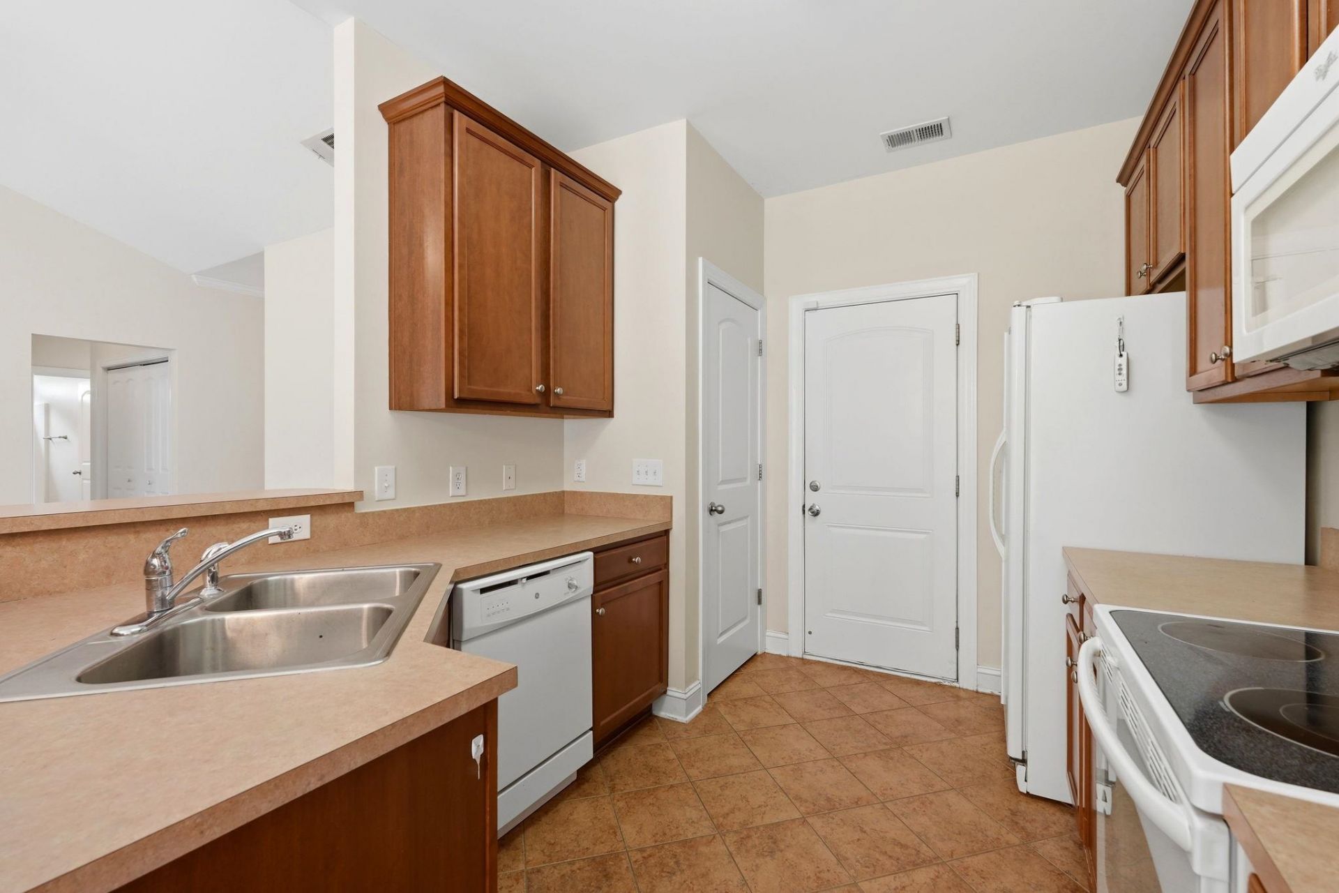 542 Battey Dr.  Photo 14
