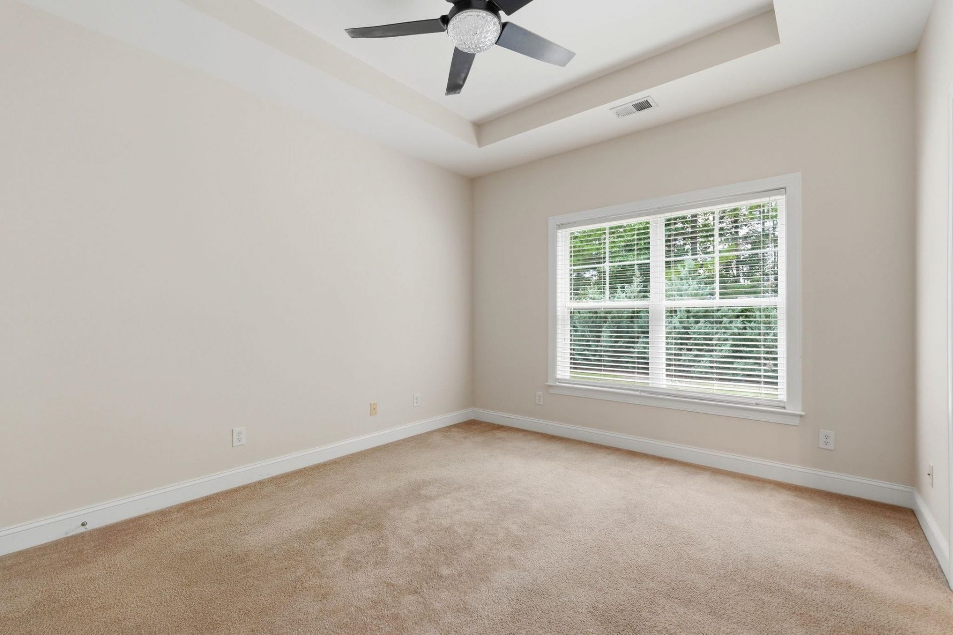 542 Battey Dr.  Photo 23