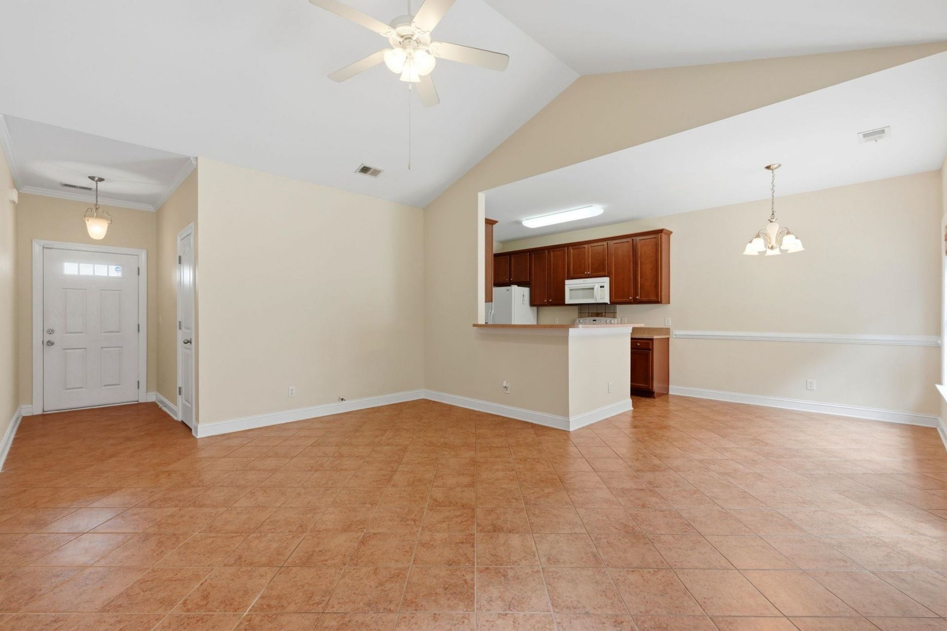 542 Battey Dr.  Photo 7