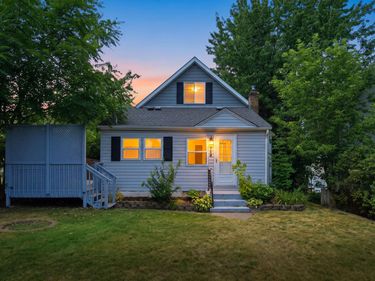 724 1st Avenue NW, New Brighton, MN 55112