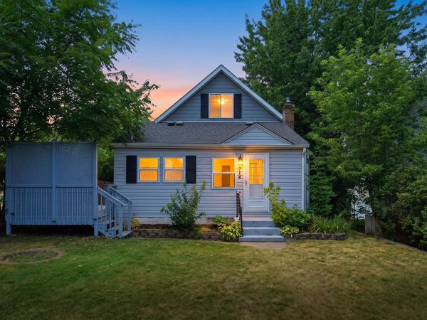 724 1st Avenue NW, New Brighton, MN 55112