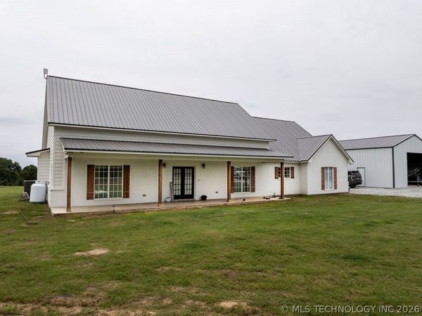 9894 McDuffee Road , Kingston, OK 73439