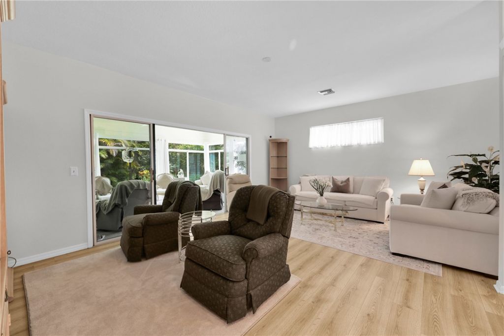 1930 Juniper Terrace, Vero Beach, FL 32962 Photo