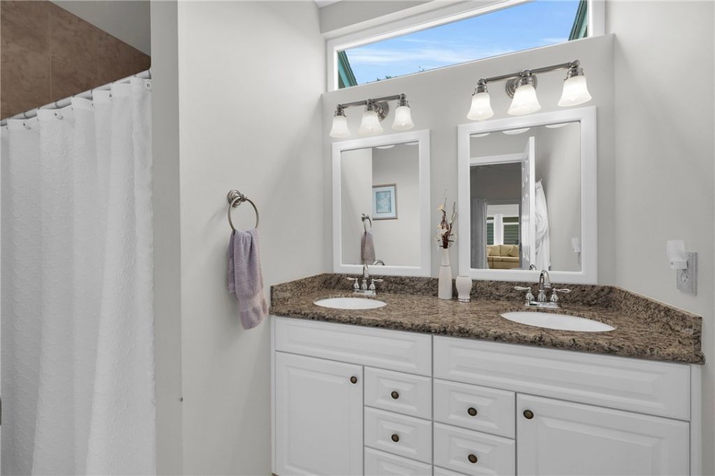 1930 Juniper Terrace, Vero Beach, FL 32962 Photo