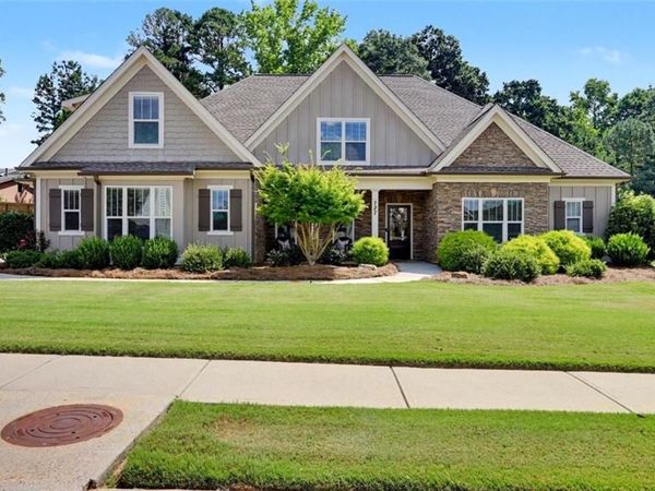 727 Fleeting Way , Monroe, GA 30655