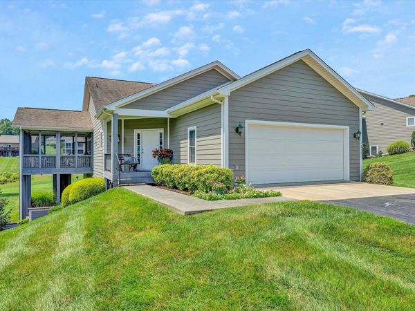 1229 Our Cove RD , Huddleston, VA 24104