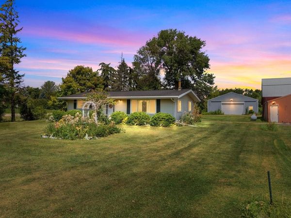 W6576 MANITOWOC ROAD, Menasha, WI 54952