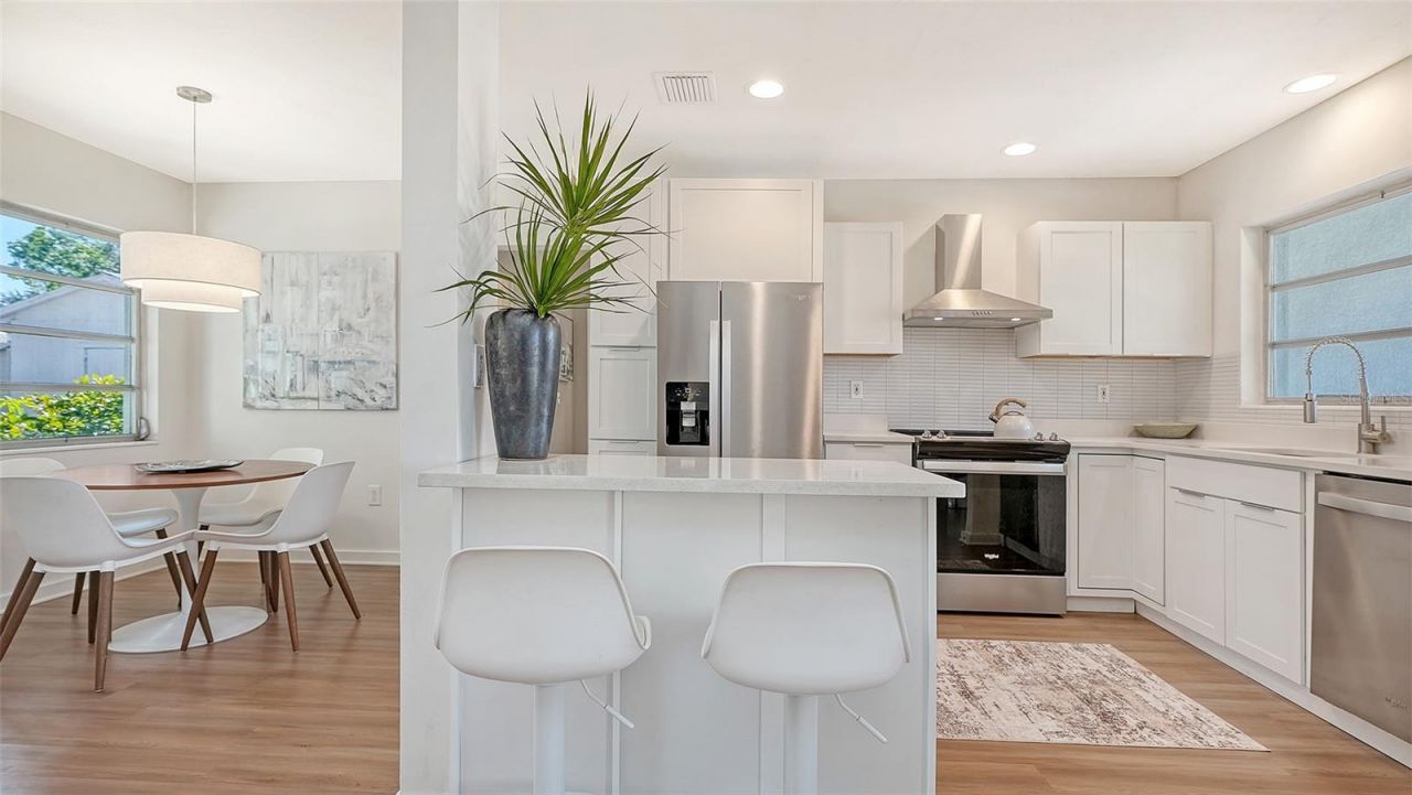 2719 Temple Street, Sarasota, FL 34239 Photo