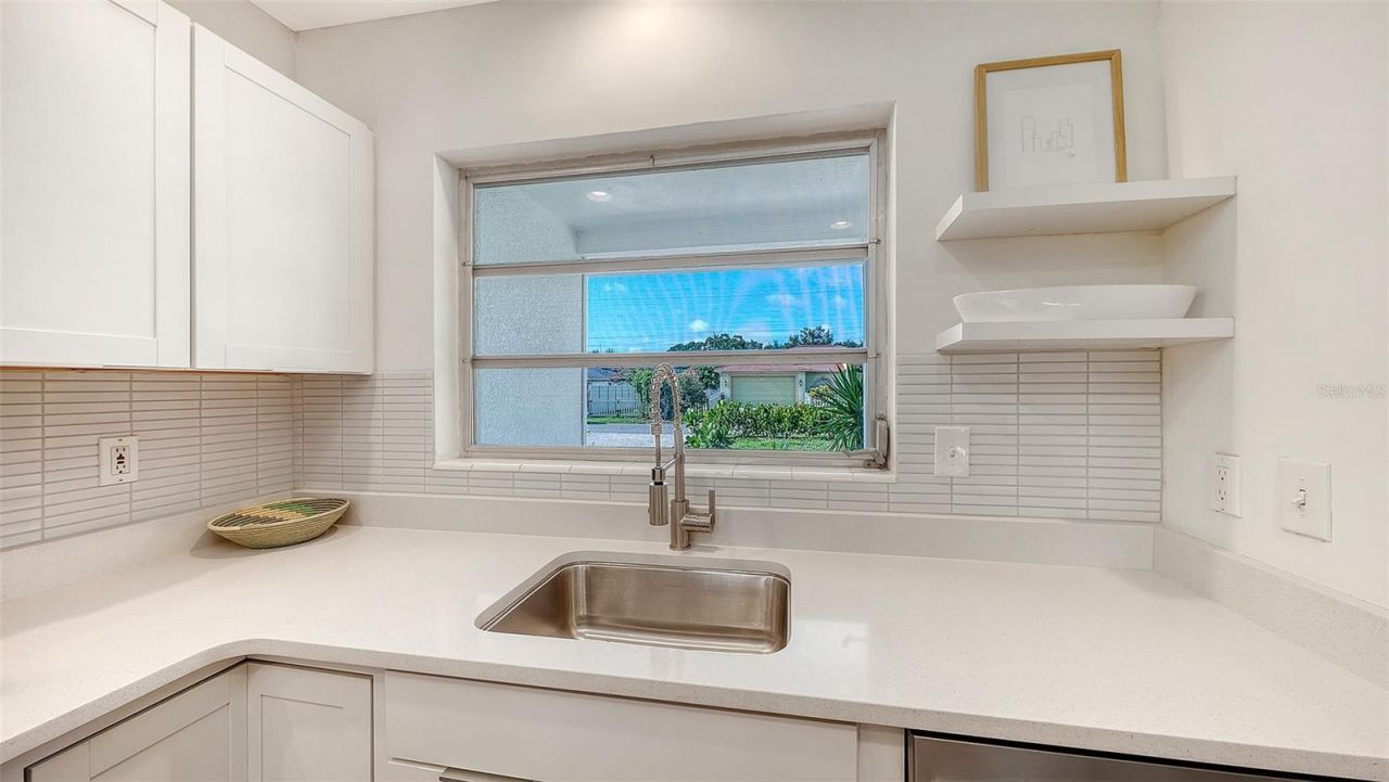 2719 Temple Street, Sarasota, FL 34239 Photo