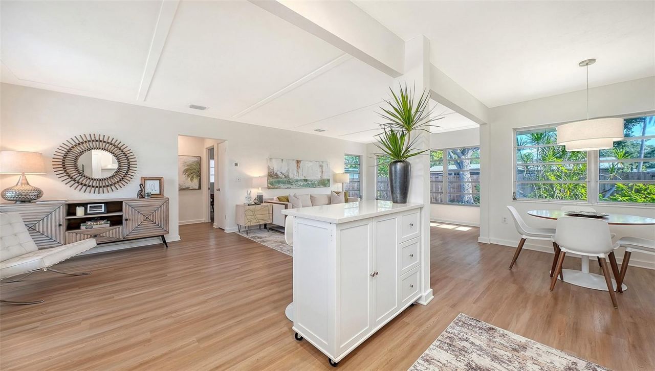 2719 Temple Street, Sarasota, FL 34239 Photo