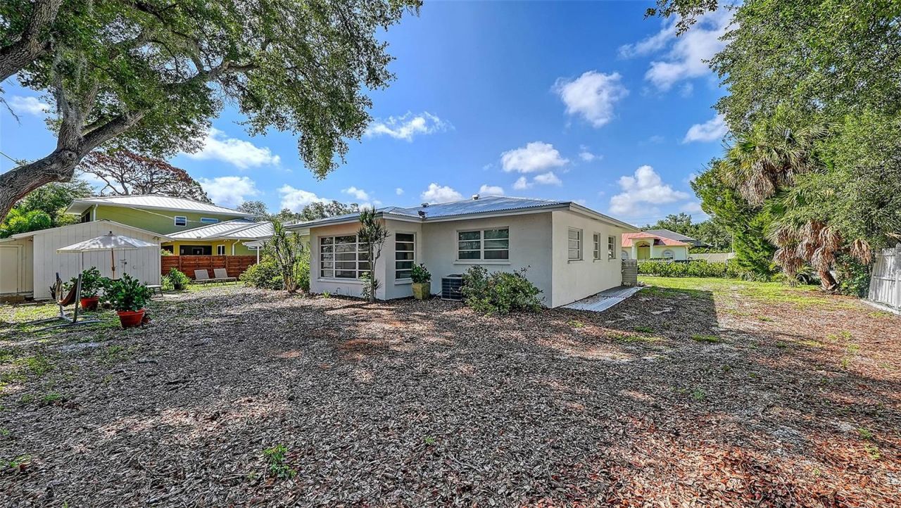 2719 Temple Street, Sarasota, FL 34239 Photo
