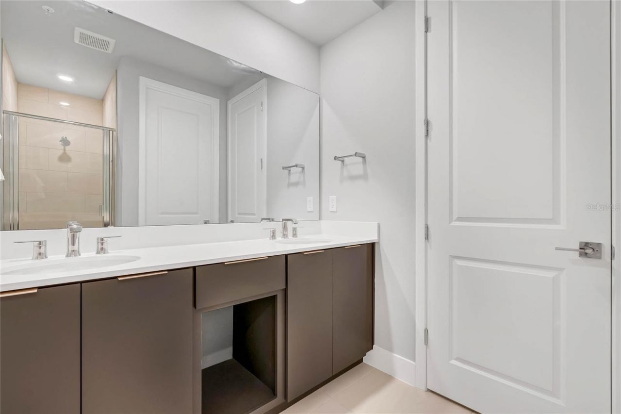 7740 Sandy Ridge Drive , Unit 241 BLDG 4, Reunion, FL 34747 Photo