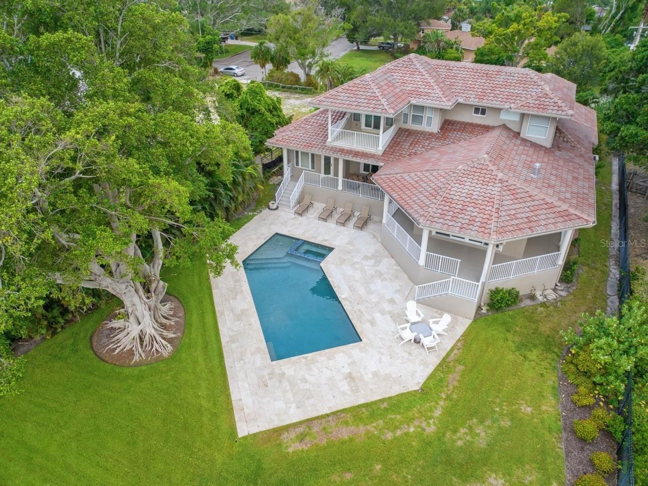 5918 Bahama Shores Drive S, Saint Petersburg, FL 33705 Photo