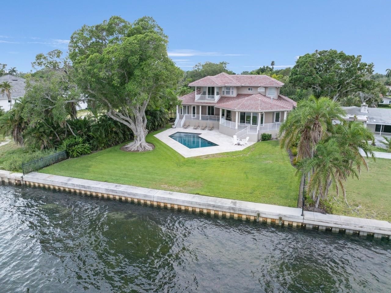 5918 Bahama Shores Drive S, Saint Petersburg, FL 33705 Photo