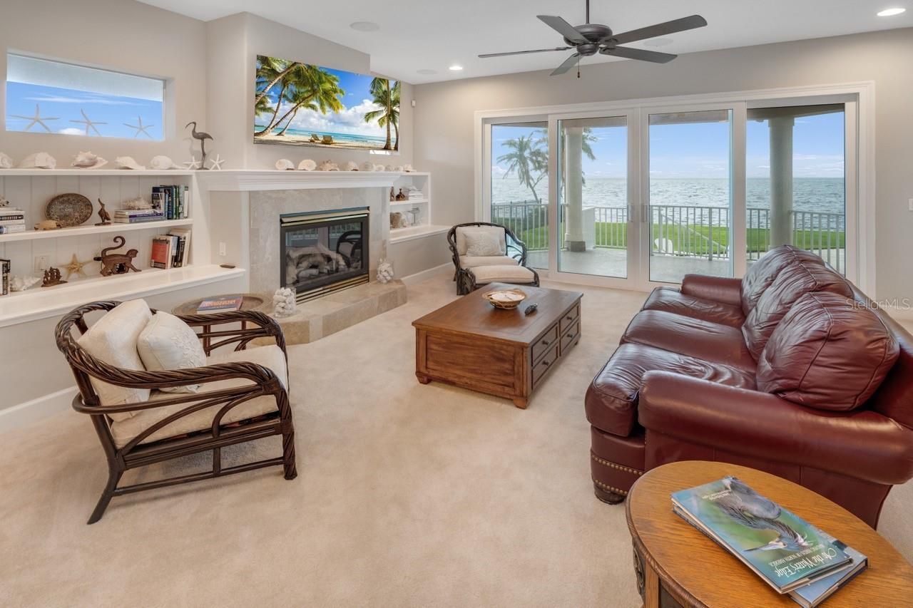 5918 Bahama Shores Drive S, Saint Petersburg, FL 33705 Photo