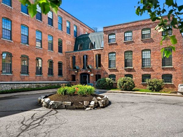 71 Princeton St, Unit 213, Chelmsford, MA 01863