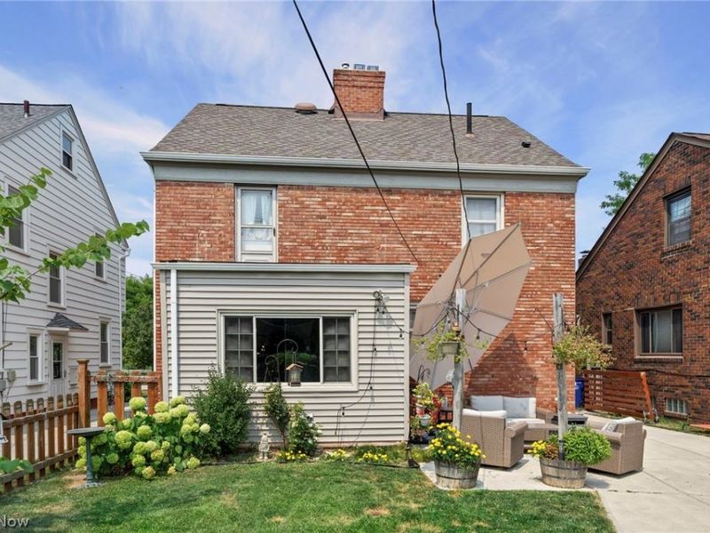 15719 Fernway Avenue, Cleveland, OH 44111 Photo 39