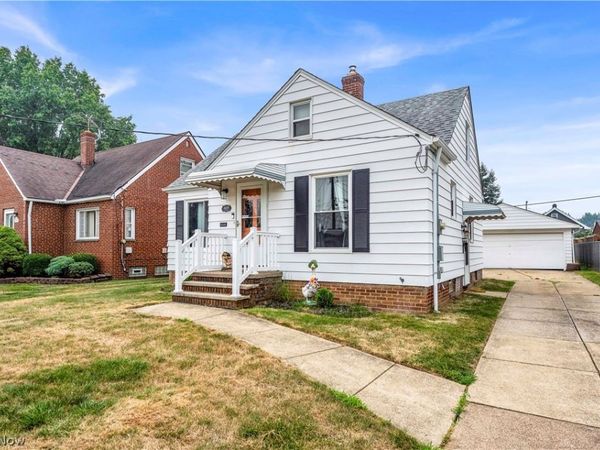 6209 Archmere Avenue, Brooklyn, OH 44144