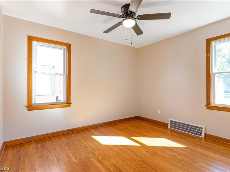 6209 Archmere Avenue, Brooklyn, OH 44144 Photo 12