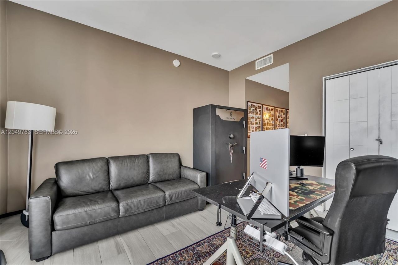 1010 SW 2nd Ave , Unit 2201, Miami, FL 33130 Photo