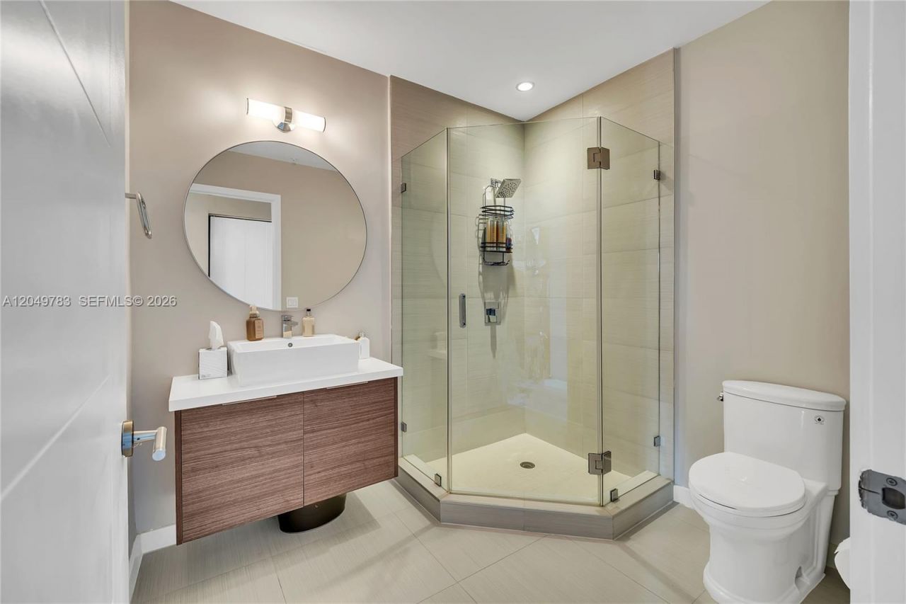 1010 SW 2nd Ave , Unit 2201, Miami, FL 33130 Photo