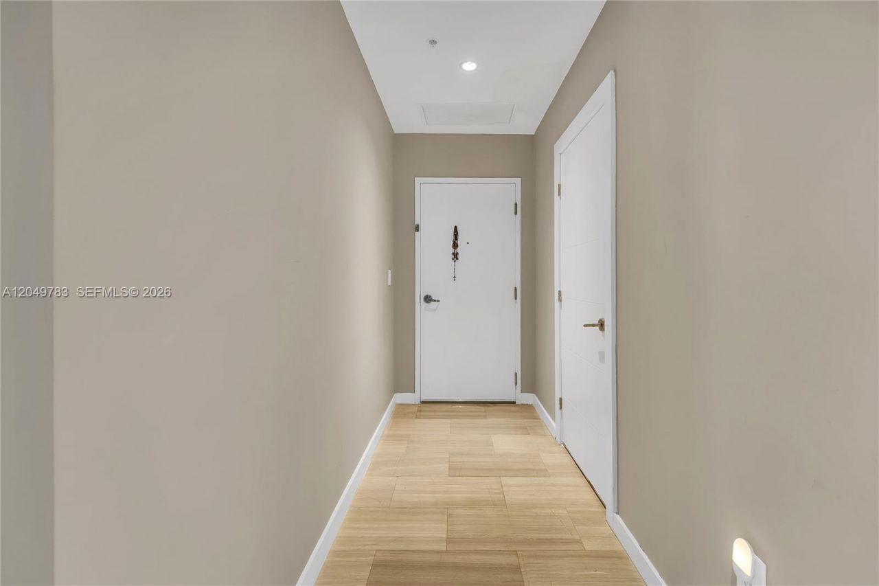 1010 SW 2nd Ave , Unit 2201, Miami, FL 33130 Photo